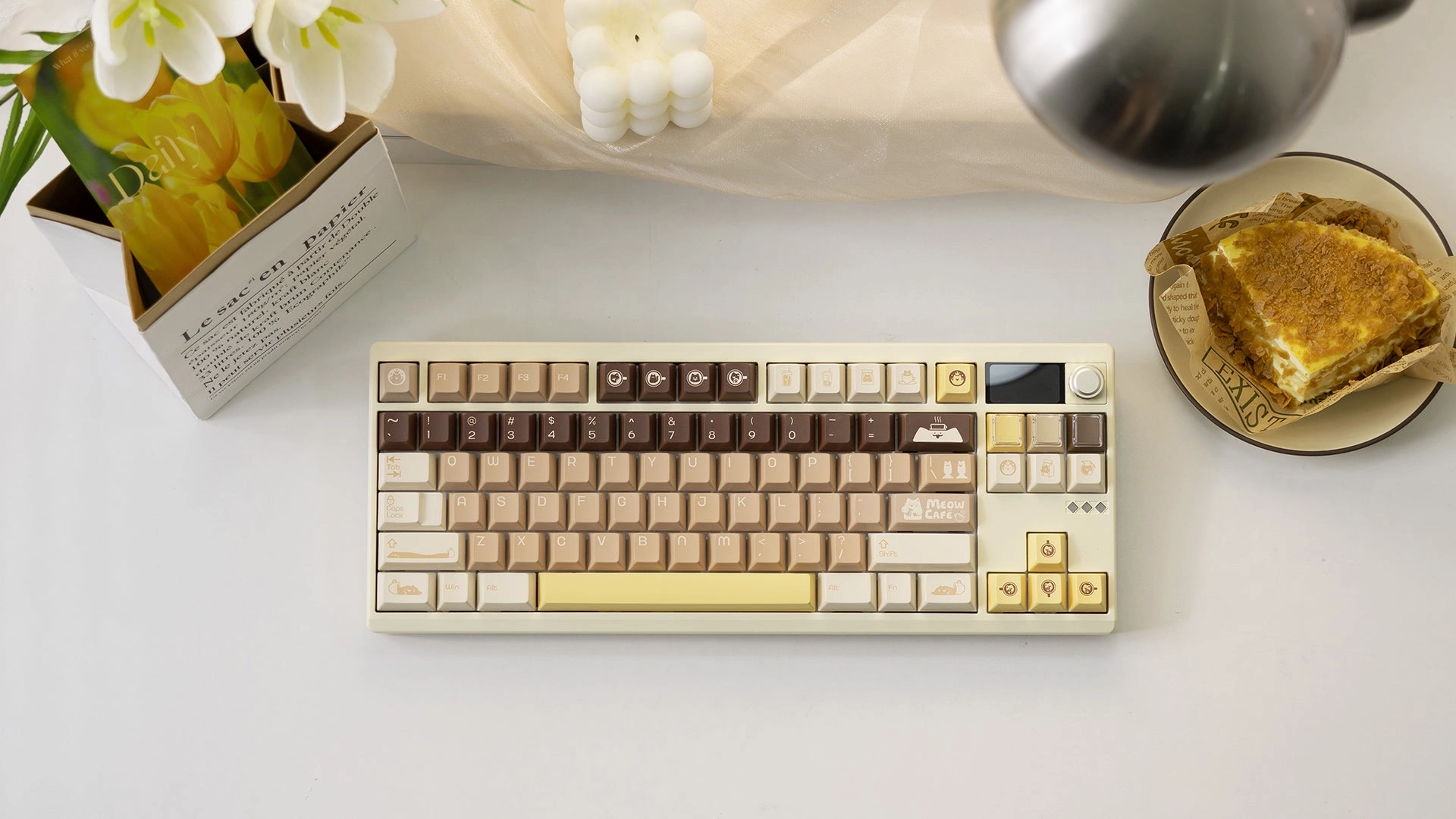 [In Stock] ZOOM TKL DYNA Bavarois Light Modern Feel Stylish Aesthetic