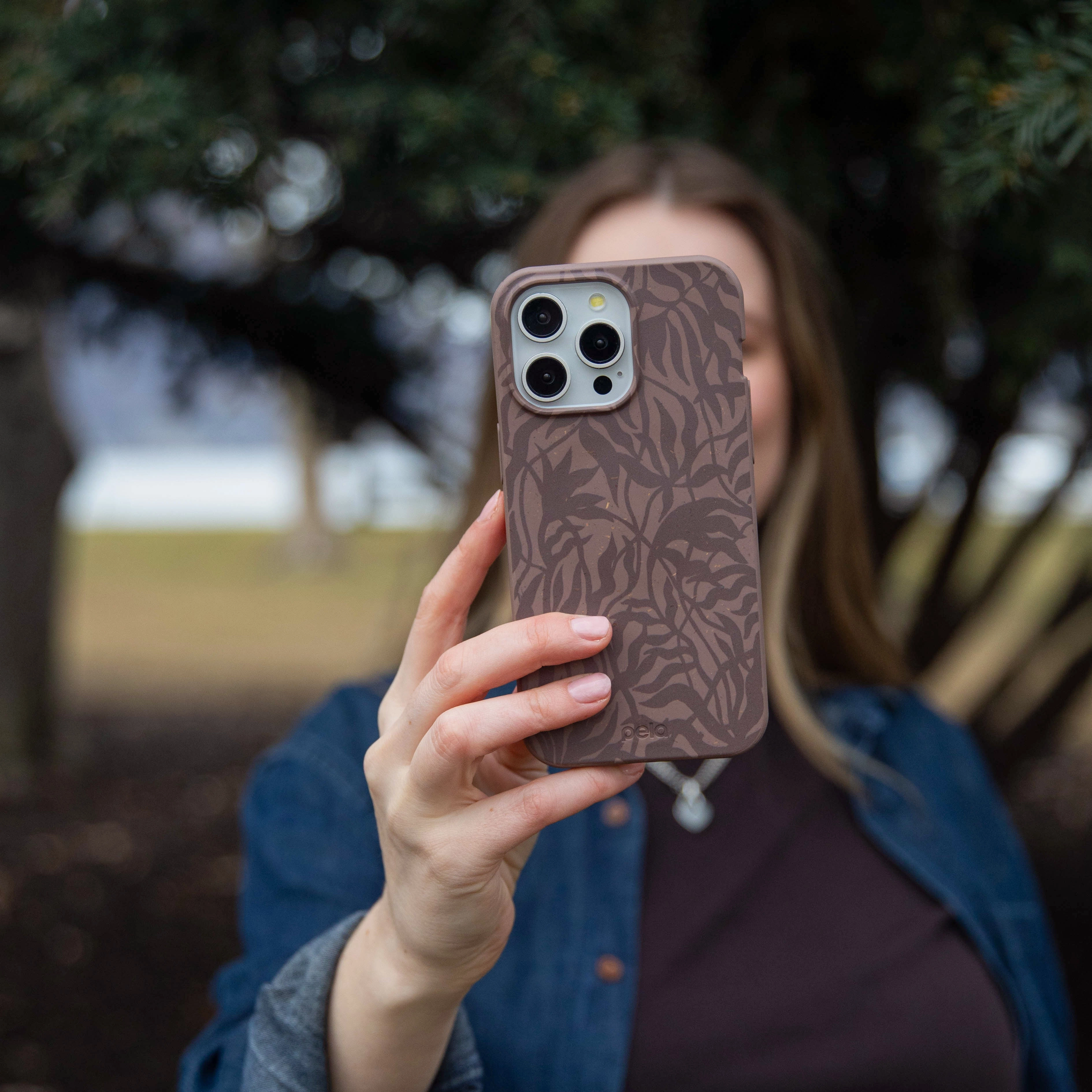 Enhanced grip Hybrid Frame Chocolate Brown Rustic Leaves iPhone 17 Pro Max Case