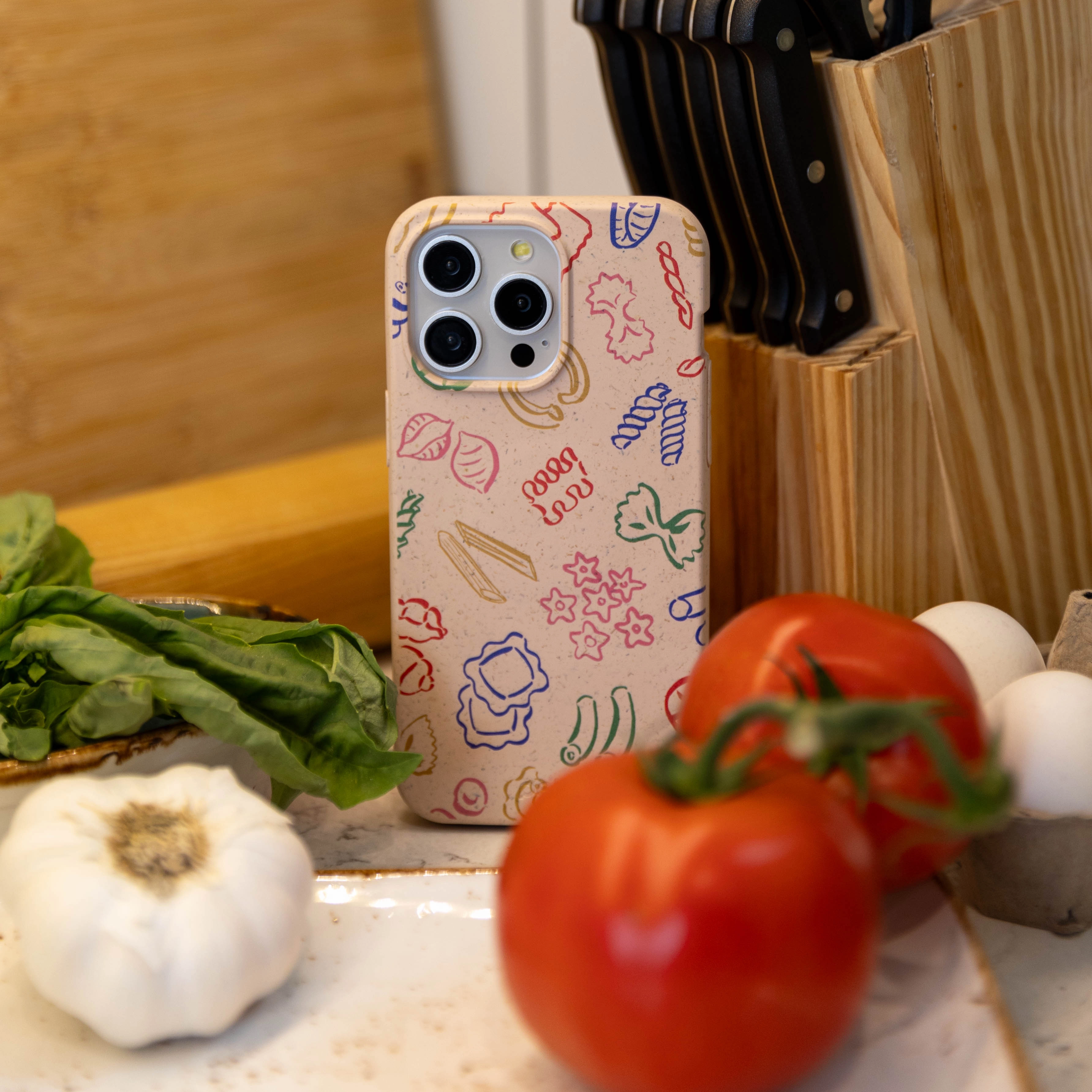 Recyclable Material Eco Friendly Seashell Carbs iPhone 17 Pro Max Case