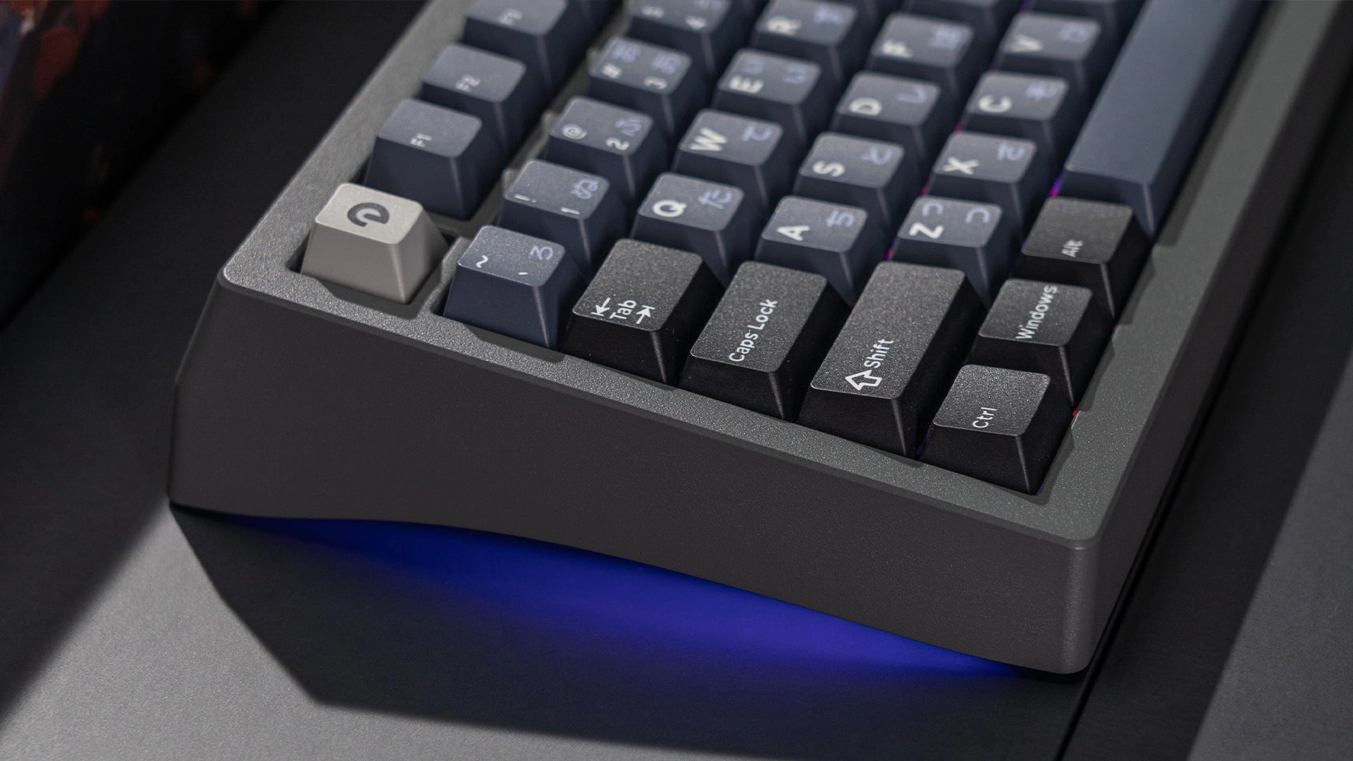 Sleek Touch Zoom98 EE Cool Grey Smooth Finish Light Smooth Finish