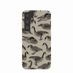 London Fog Canadian Geese Samsung Galaxy S24 (Plus) Case Wireless Compatible Sleek Appearance